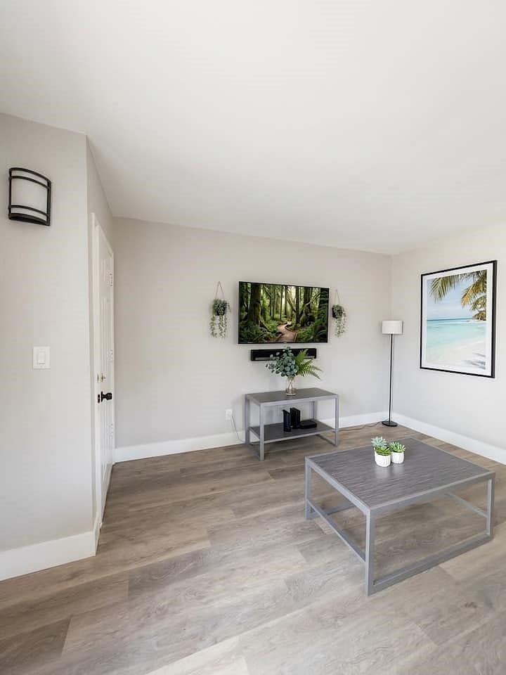 Furnished Finder property 1045705_1 photo 3