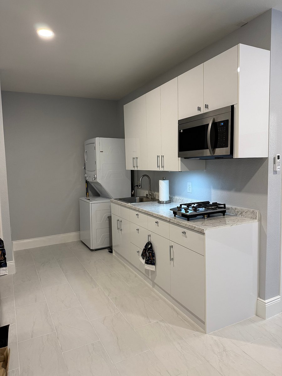Furnished Finder property 1045710_1 photo 7