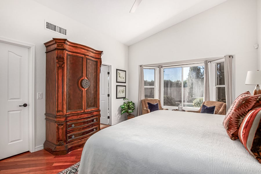 Furnished Finder property 1045714_1 photo 11
