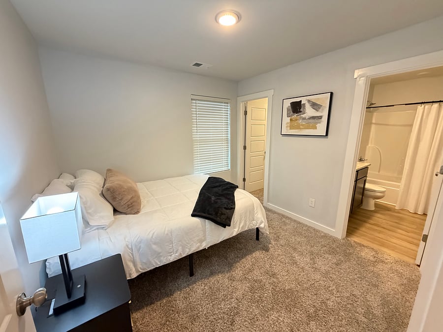Furnished Finder property 1045742_1 photo 26