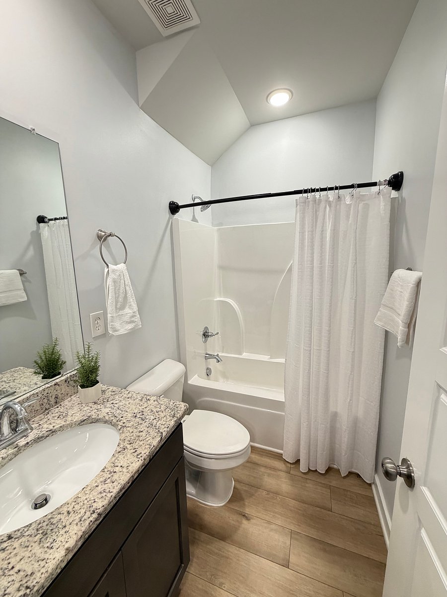 Furnished Finder property 1045742_1 photo 24