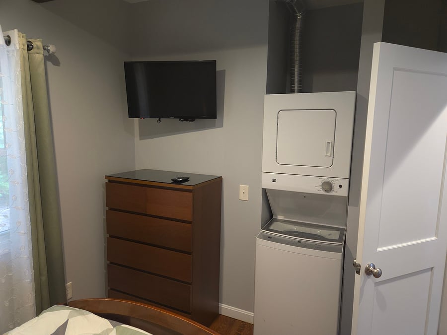 Furnished Finder property 1045747_1 photo 10