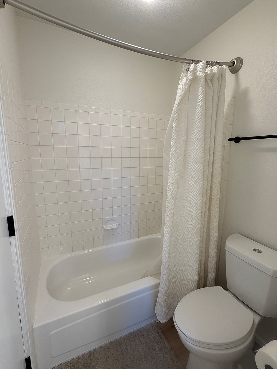 Furnished Finder property 1045751_1 photo 7