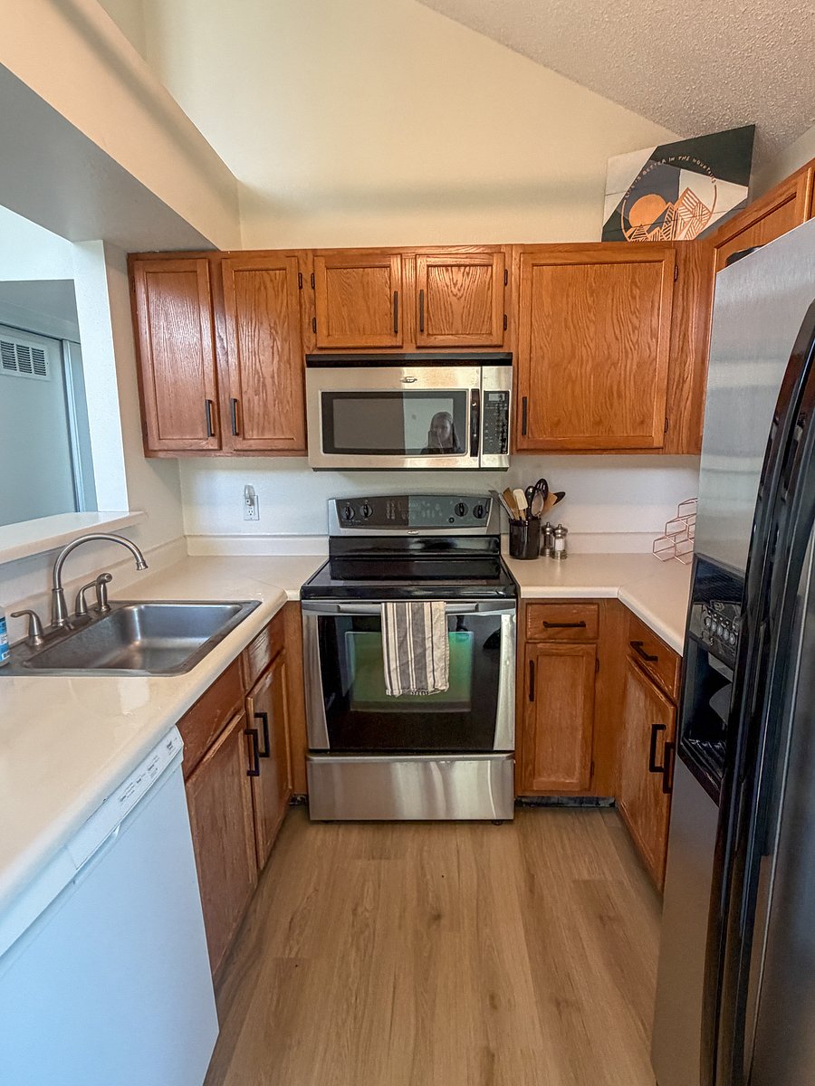 Furnished Finder property 1045751_1 photo 3