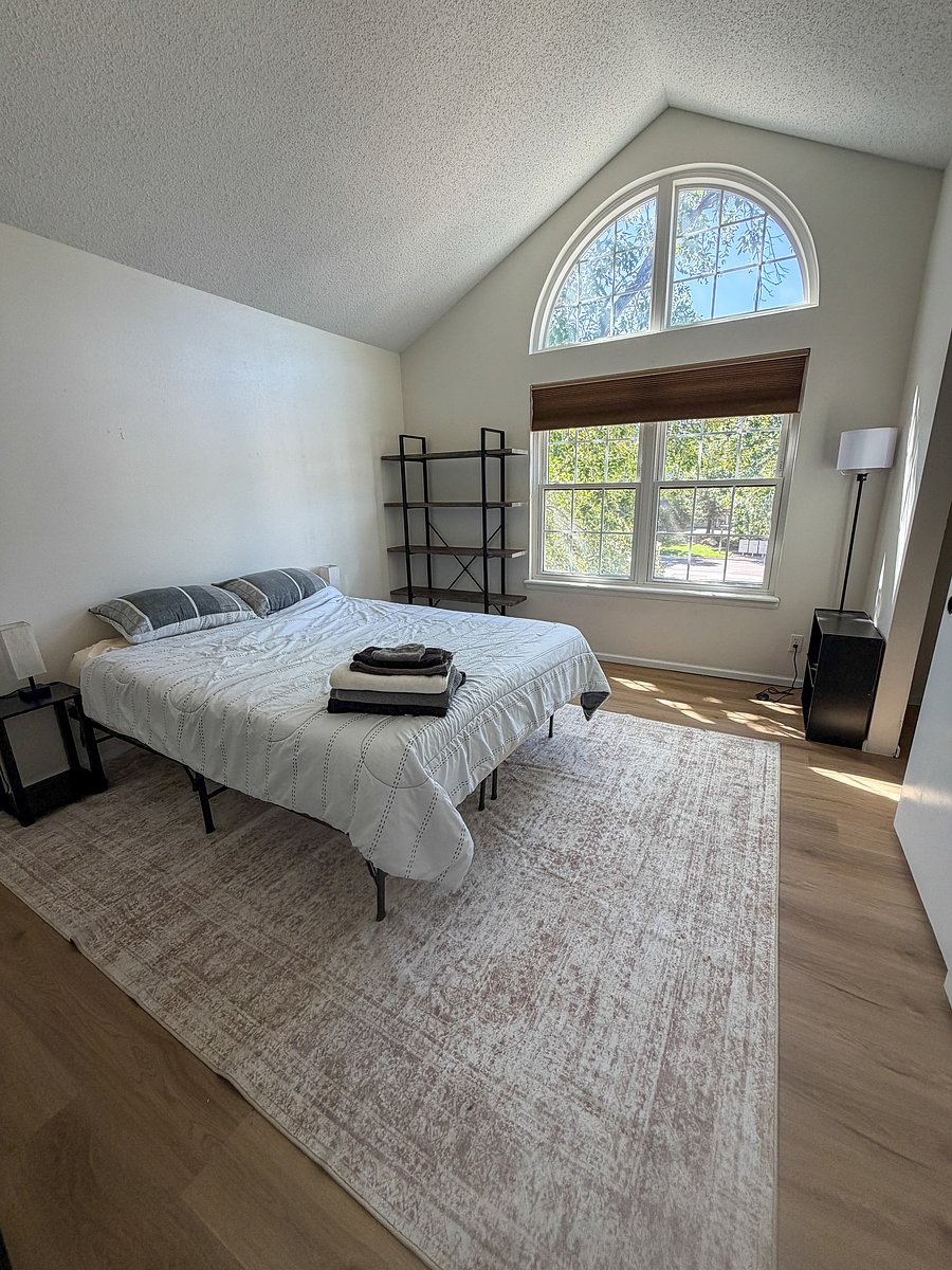 Furnished Finder property 1045751_1 photo 8