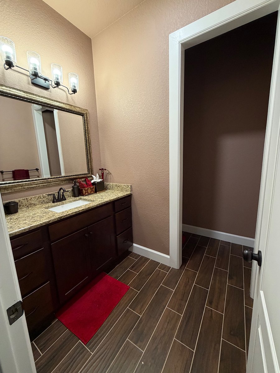2nd bathroom toilet and sink