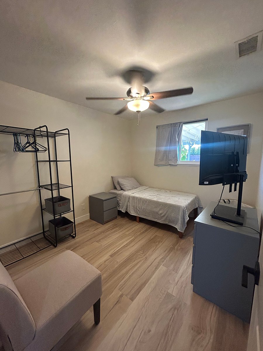 Furnished Finder property 1045772_1 photo 10