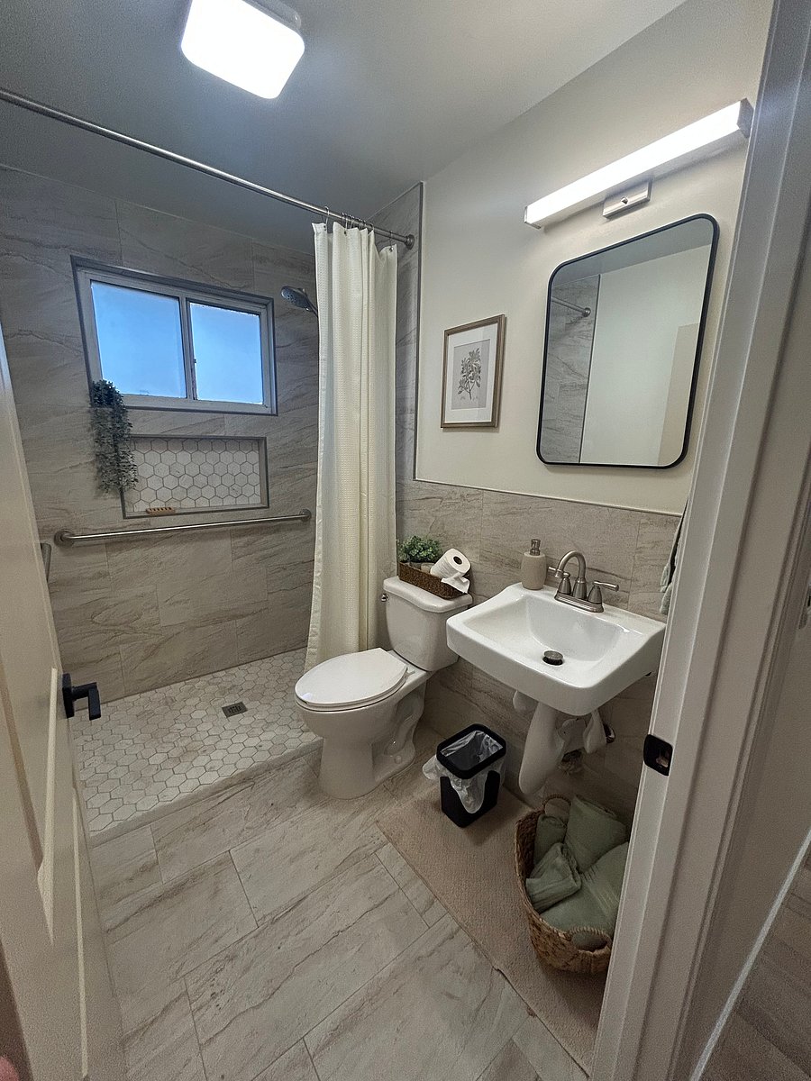 Furnished Finder property 1045772_1 photo 11