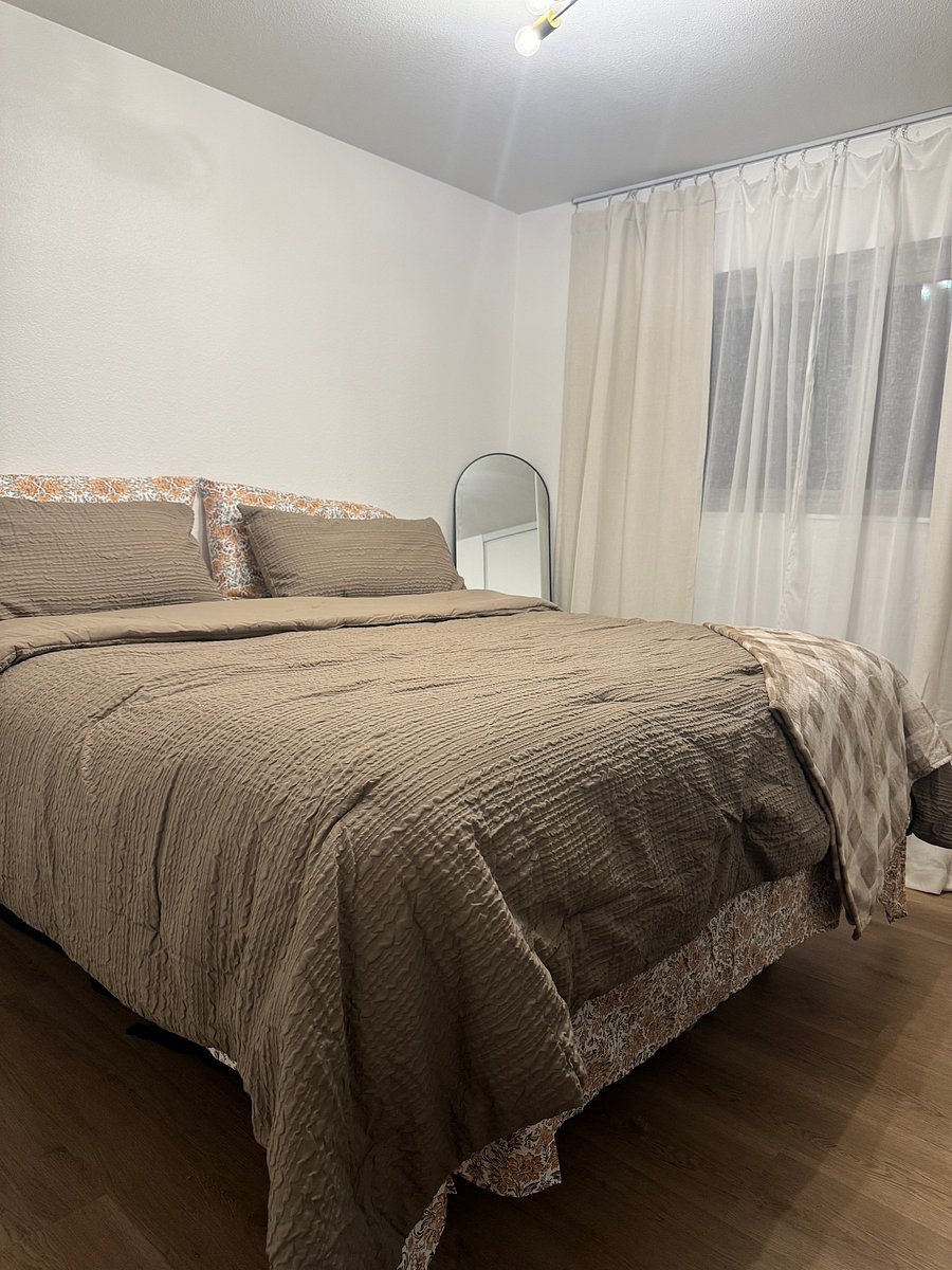 Furnished Finder property 1045785_1 photo 7