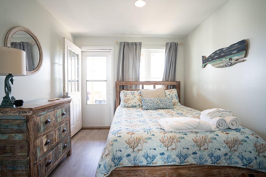 2nd Floor Queen Bed