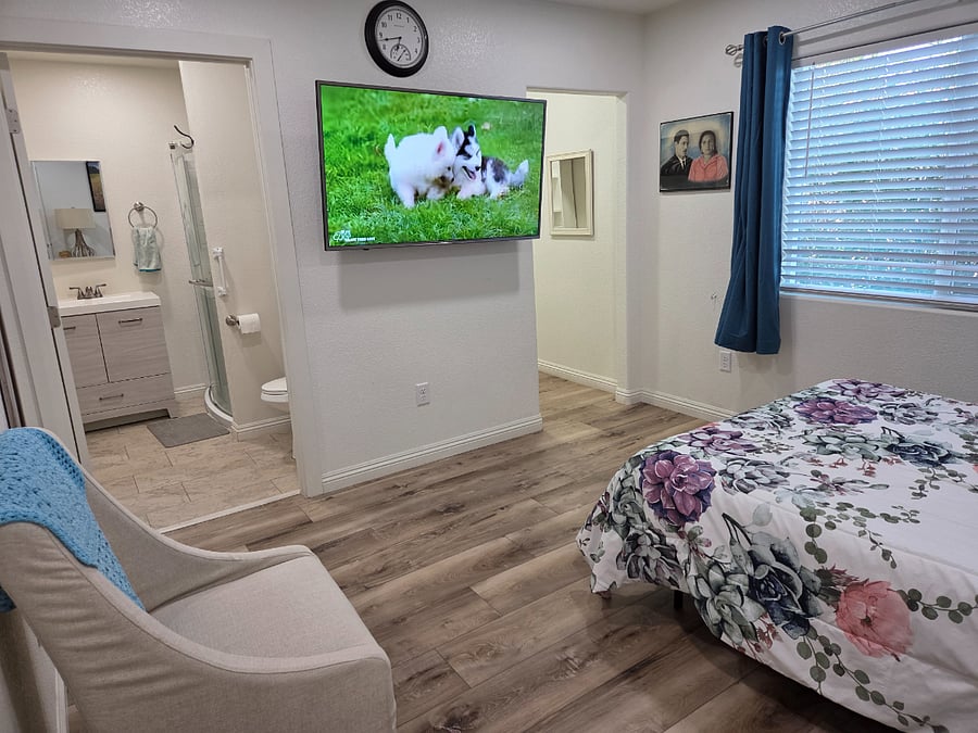 Furnished Finder property 1045804_1 photo 16