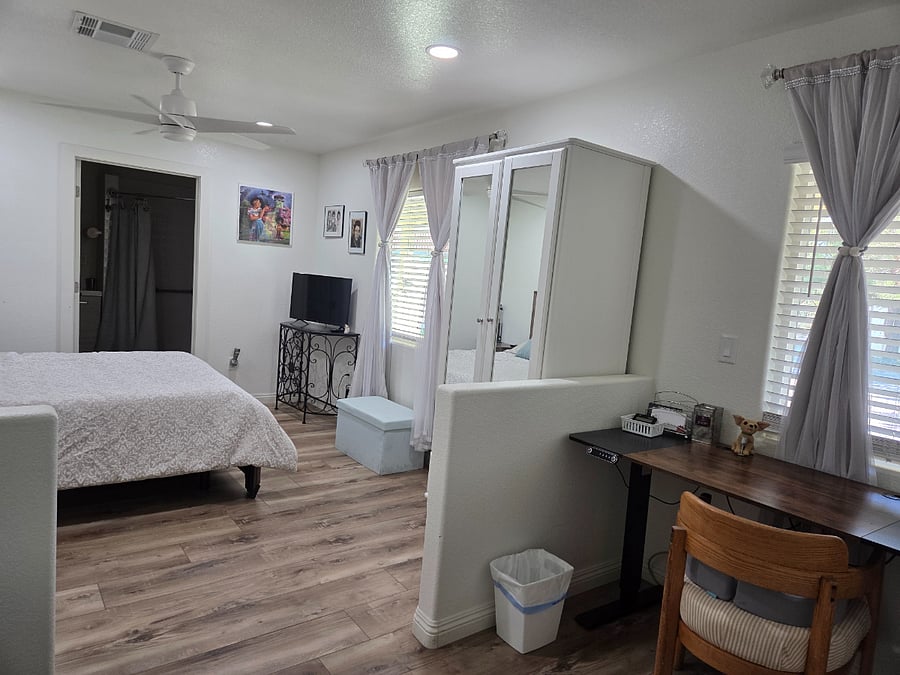 Furnished Finder property 1045804_1 photo 26