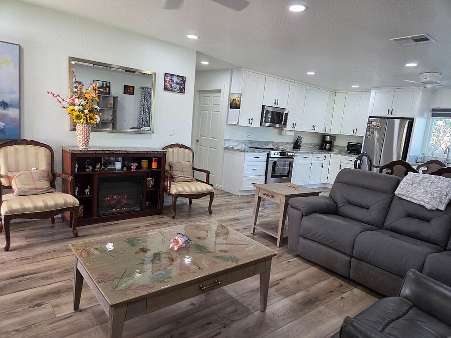 Furnished Finder property 1045804_1 photo 2