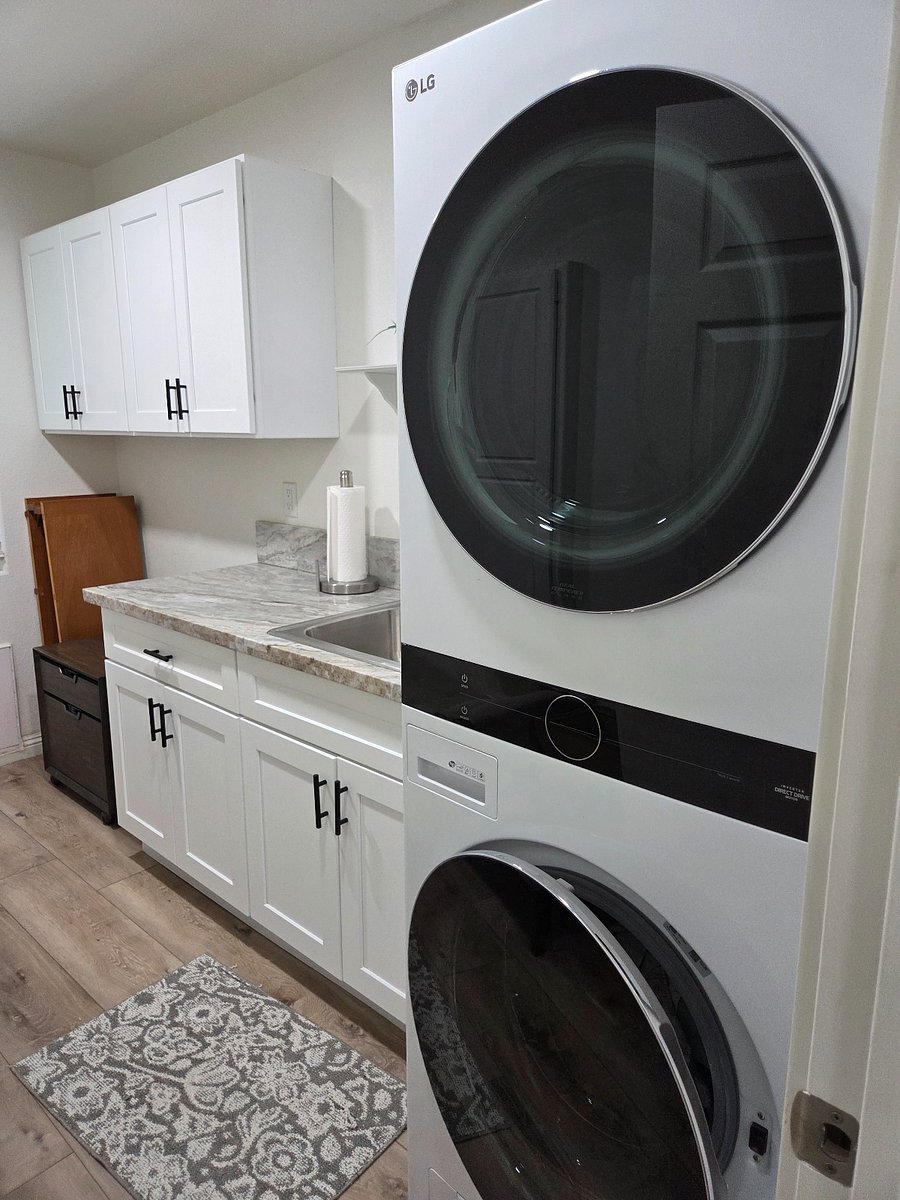 Furnished Finder property 1045804_1 photo 33