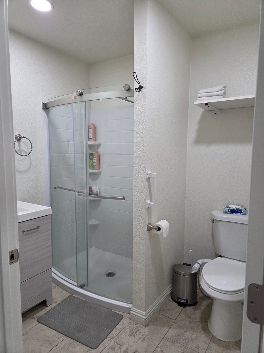 Furnished Finder property 1045804_1 photo 19