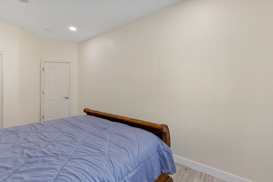 Furnished Finder property 1045817_1 photo 24