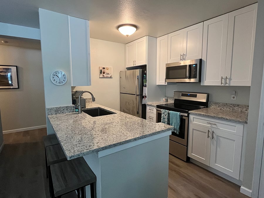 Furnished Finder property 1045828_1 photo 4