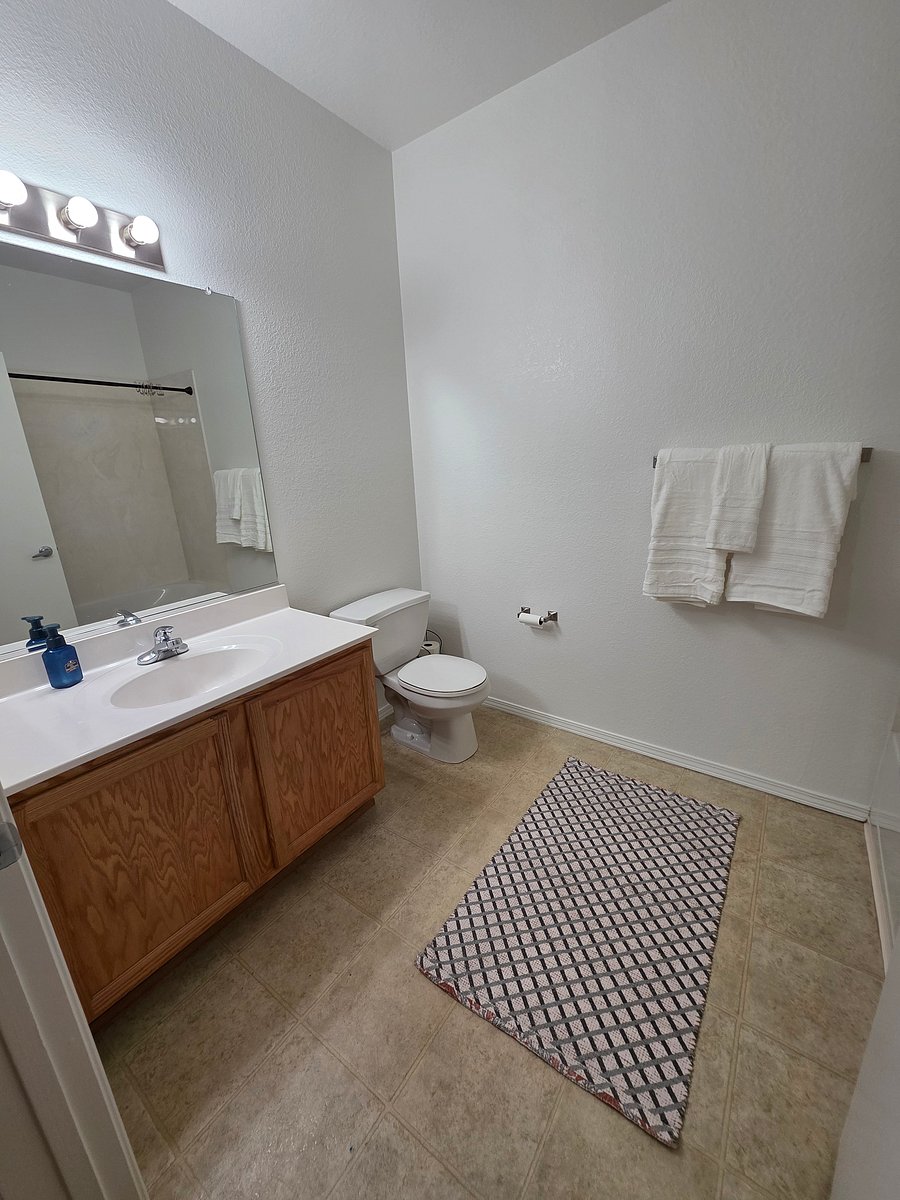 Furnished Finder property 1045837_1 photo 4