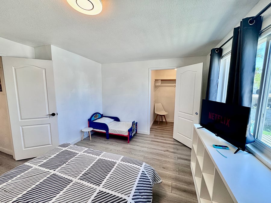 Furnished Finder property 1045849_1 photo 35