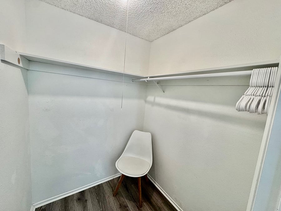Furnished Finder property 1045849_1 photo 41