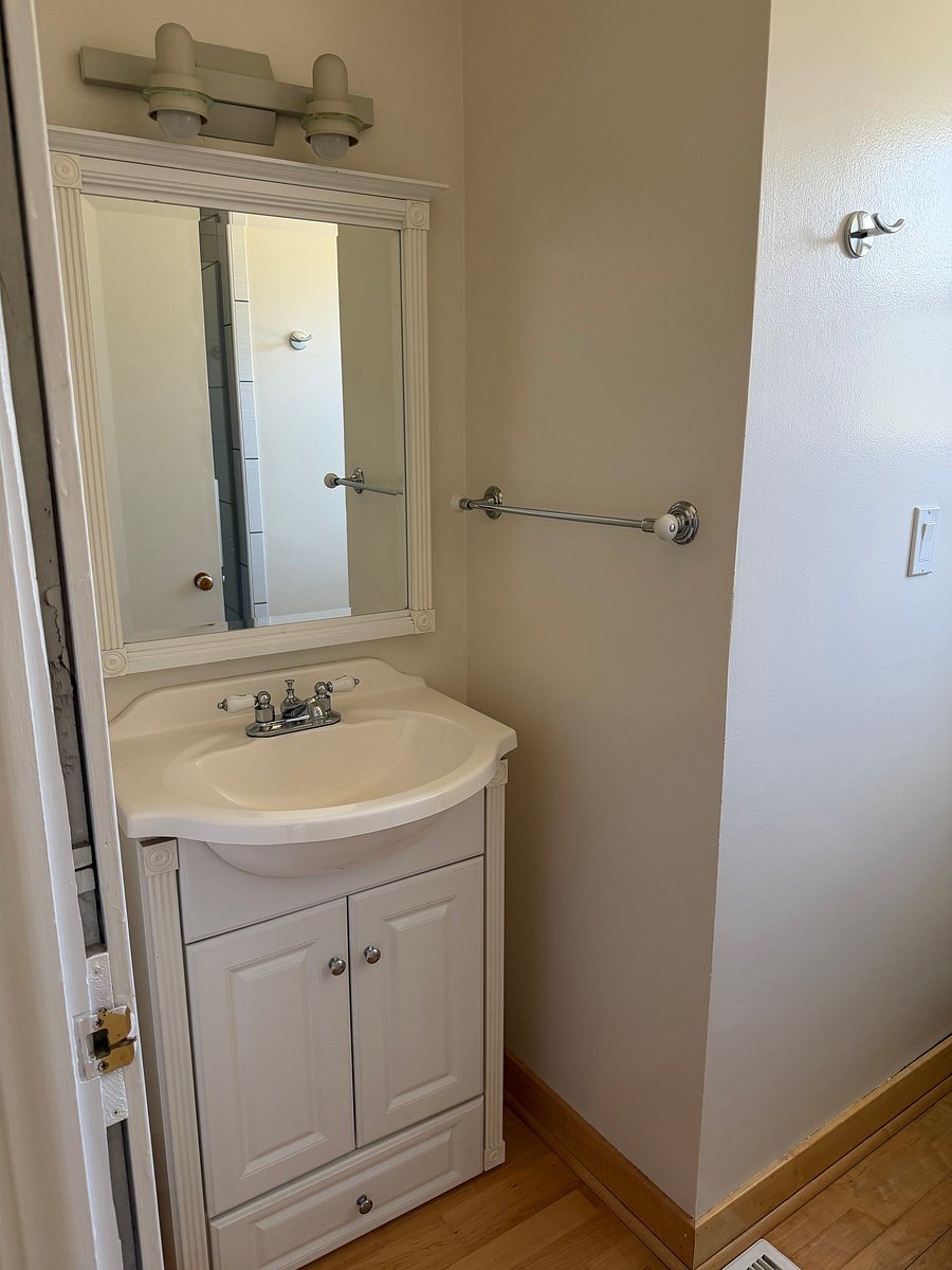 Furnished Finder property 1045859_1 photo 6