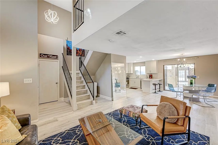 Furnished Finder property 1045874_1 photo 2