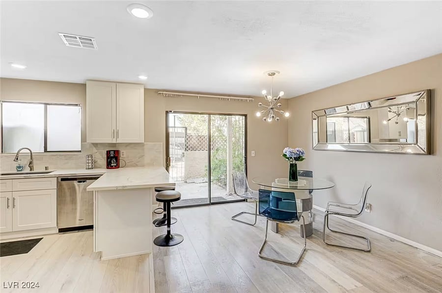 Furnished Finder property 1045874_1 photo 5