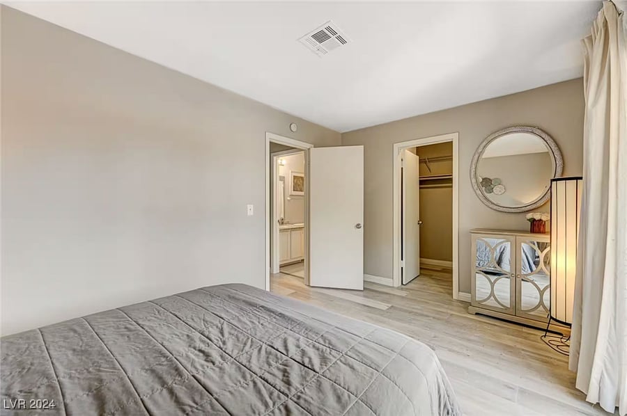 Furnished Finder property 1045874_1 photo 10