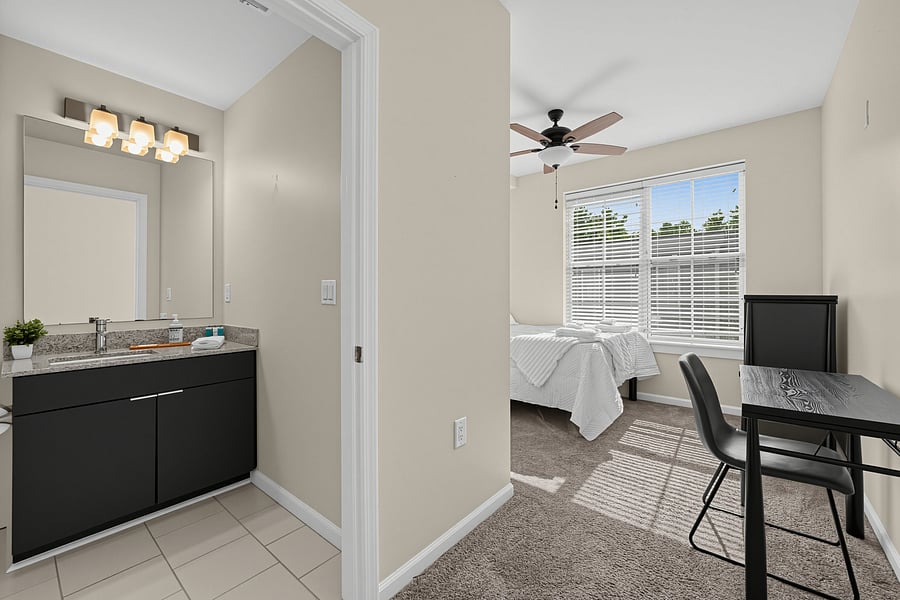 Furnished Finder property 1045876_1 photo 20