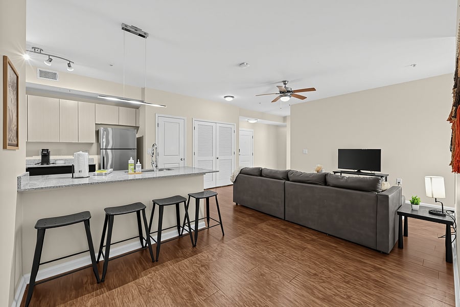 Furnished Finder property 1045876_1 photo 14