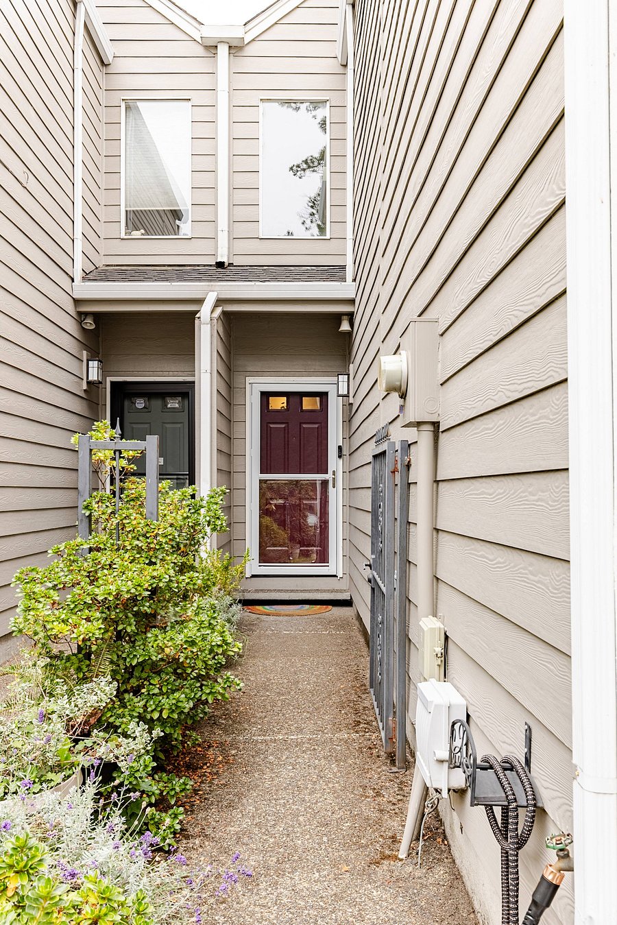 Furnished Finder property 1045884_1 photo 2