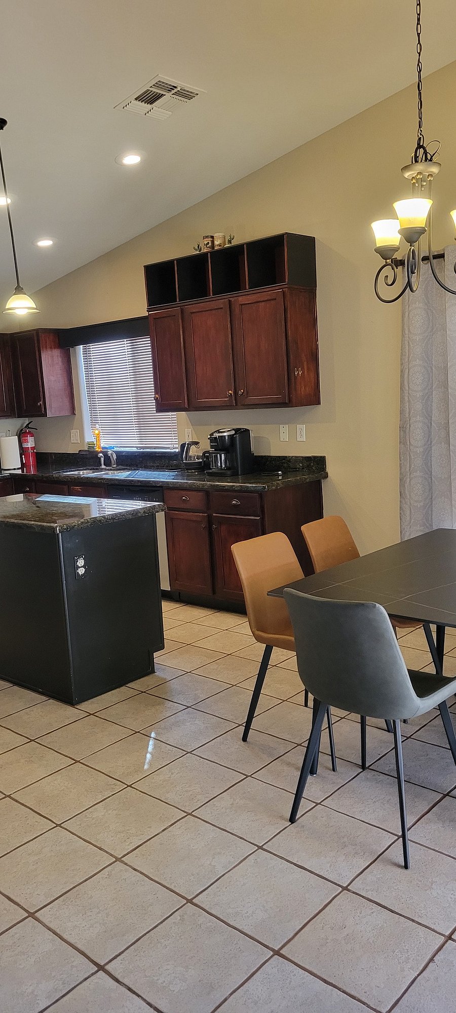 Furnished Finder property 1045936_1 photo 4