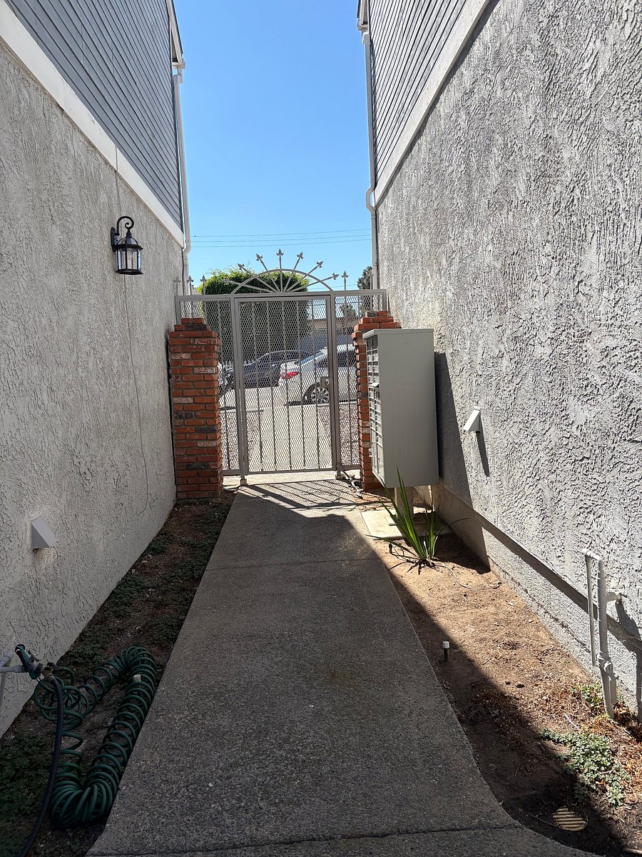 Furnished Finder property 1045942_1 photo 11