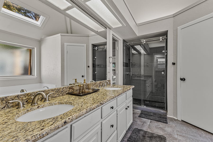 Furnished Finder property 1045955_1 photo 15