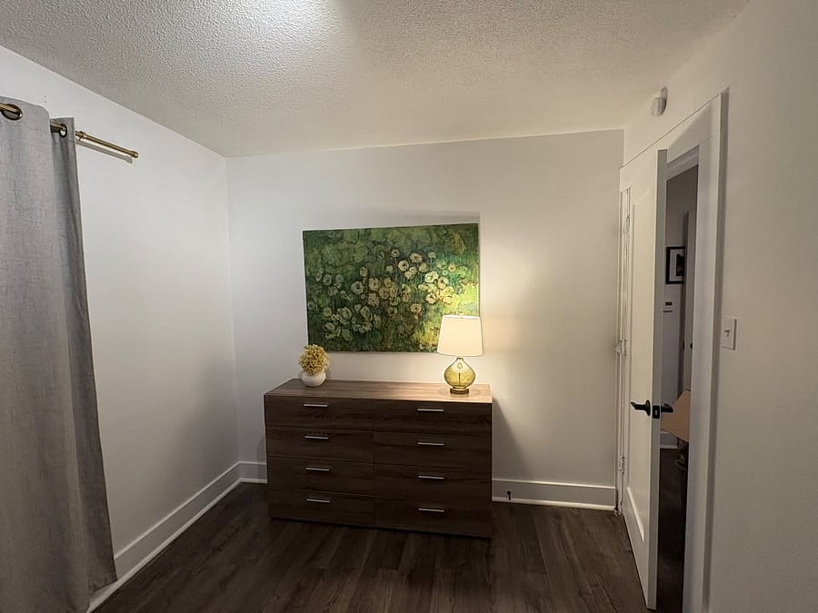 Furnished Finder property 1045976_1 photo 11