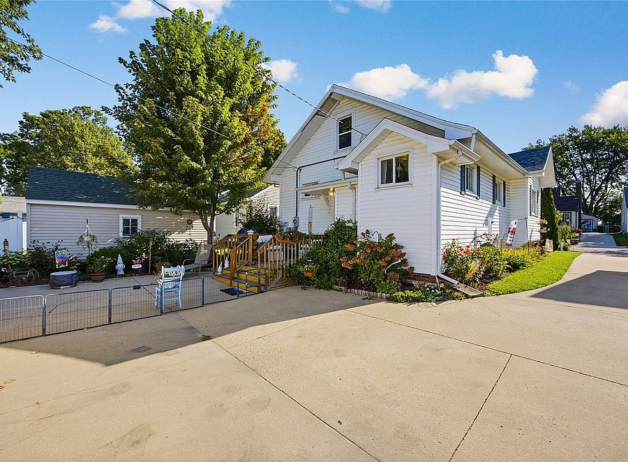 Furnished Finder property 1045985_1 photo 12