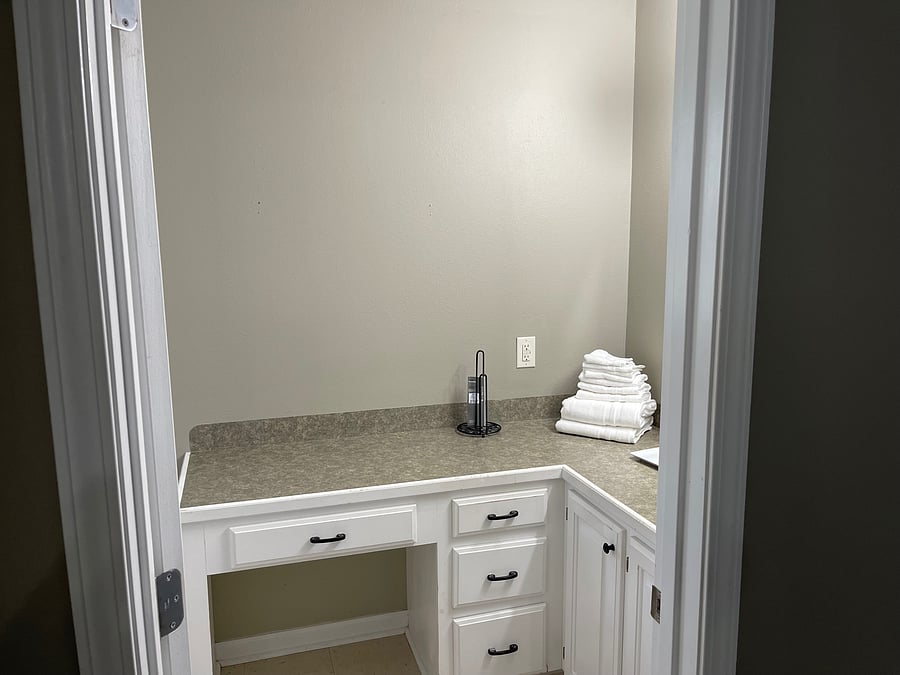Furnished Finder property 1045989_1 photo 8