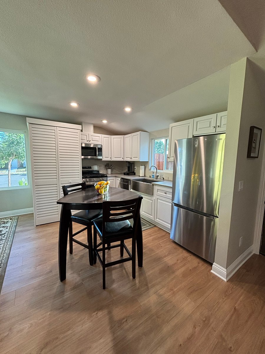 Furnished Finder property 1045992_1 photo 9
