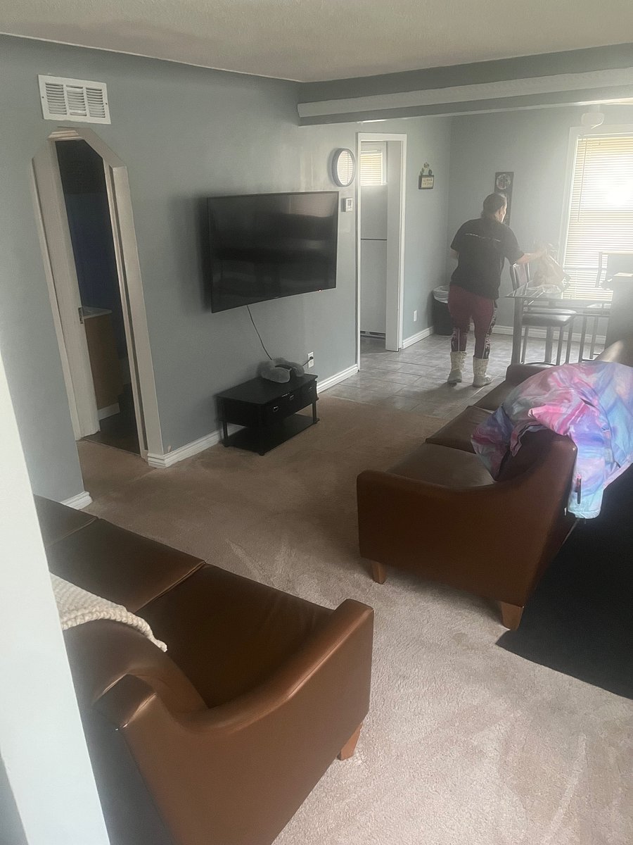 Furnished Finder property 1046002_1 photo 4