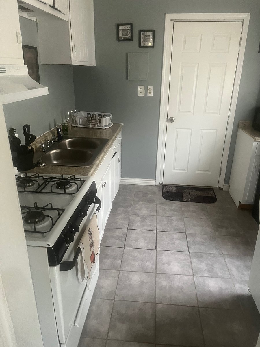 Furnished Finder property 1046002_1 photo 9