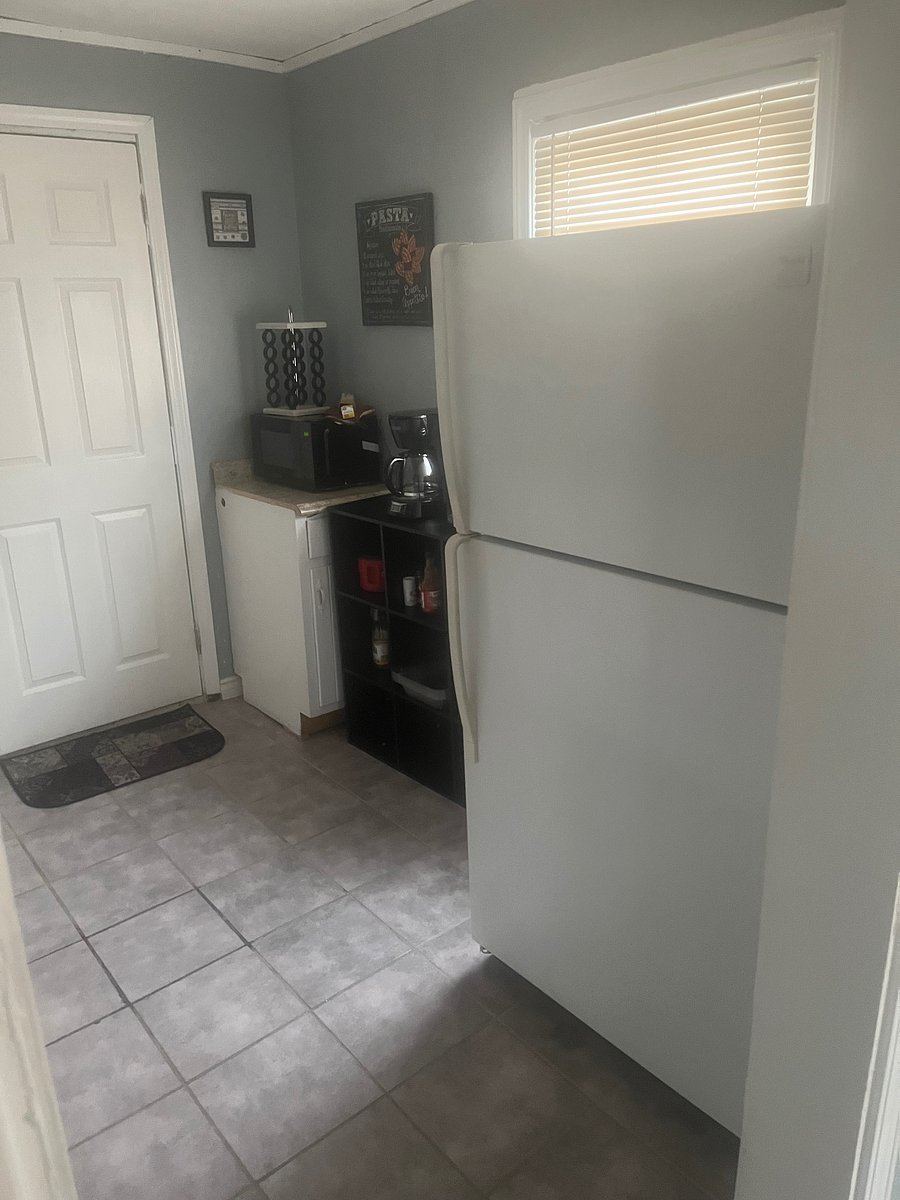Furnished Finder property 1046002_1 photo 11