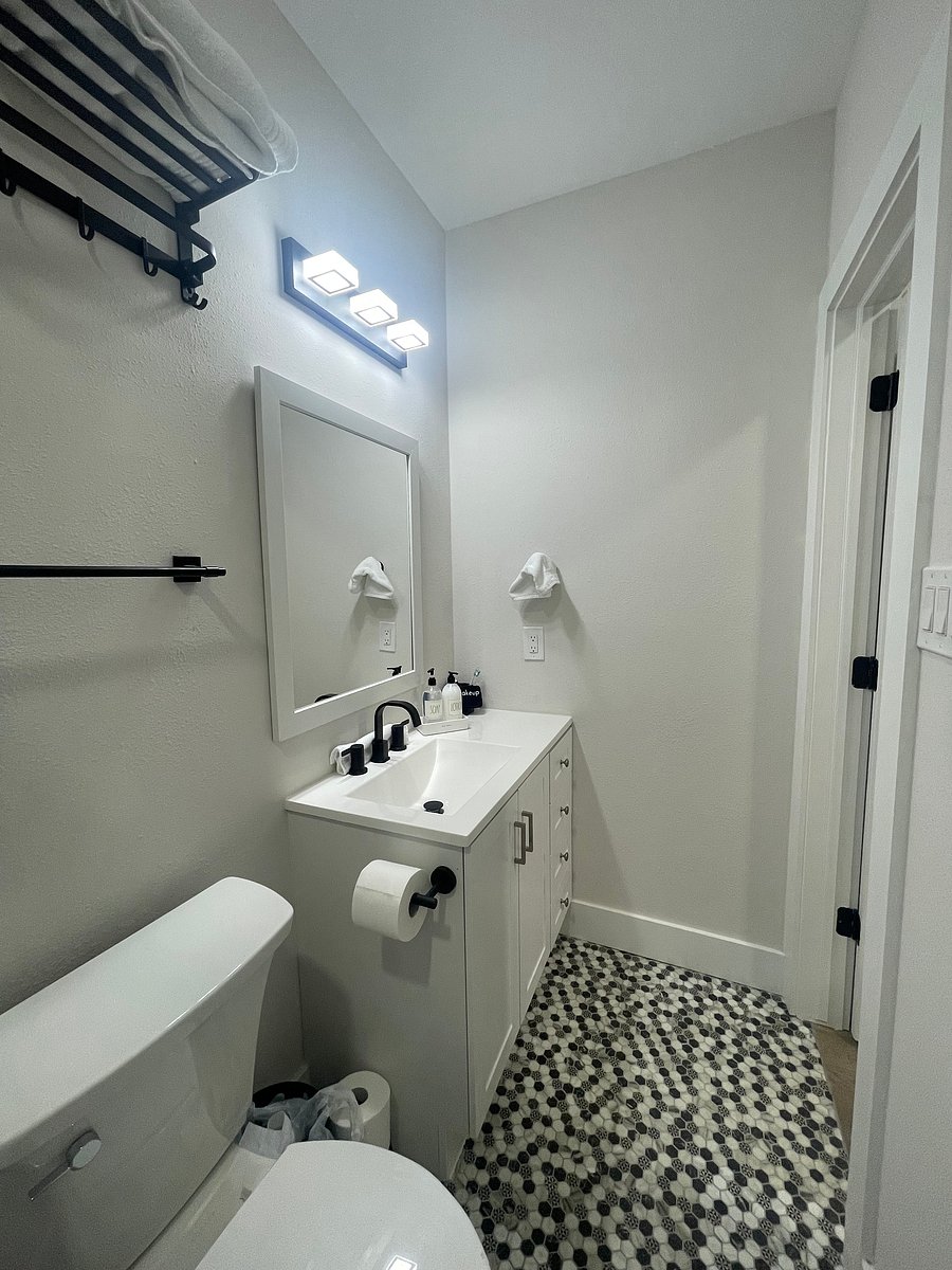 Furnished Finder property 1046007_1 photo 4
