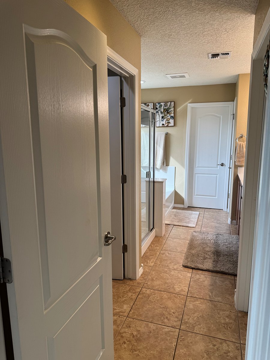Furnished Finder property 1046008_1 photo 18
