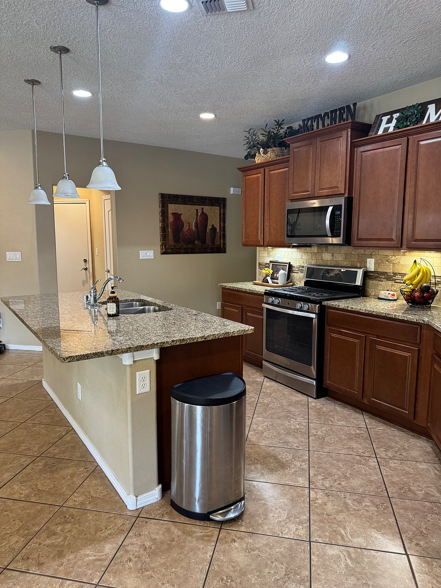Furnished Finder property 1046008_1 photo 6