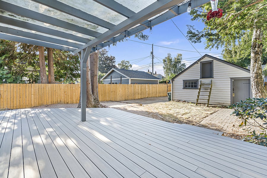 Furnished Finder property 1046011_1 photo 16