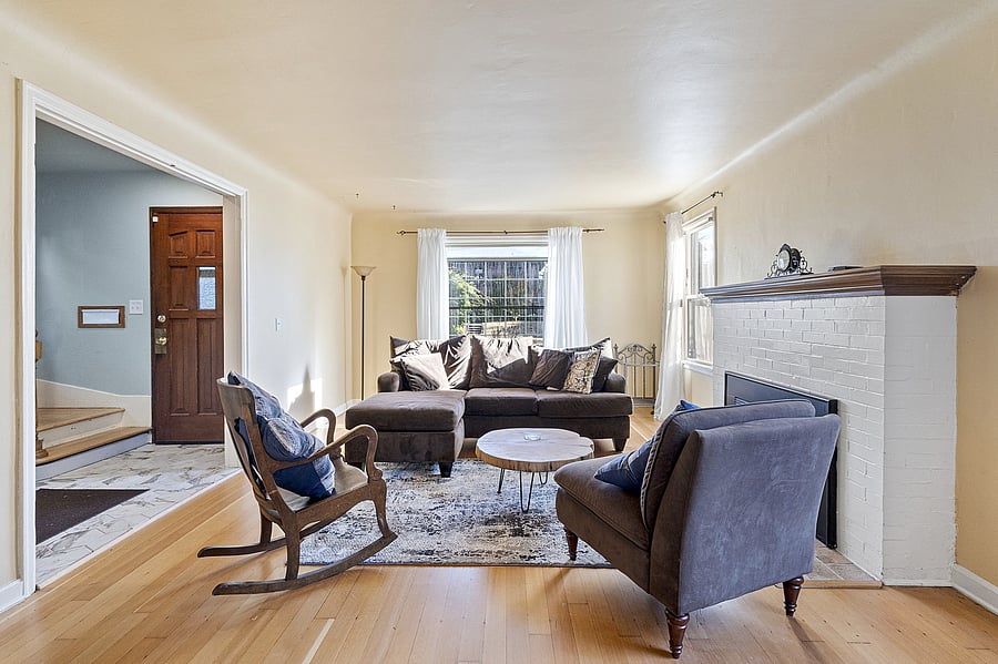 Furnished Finder property 1046011_1 photo 3
