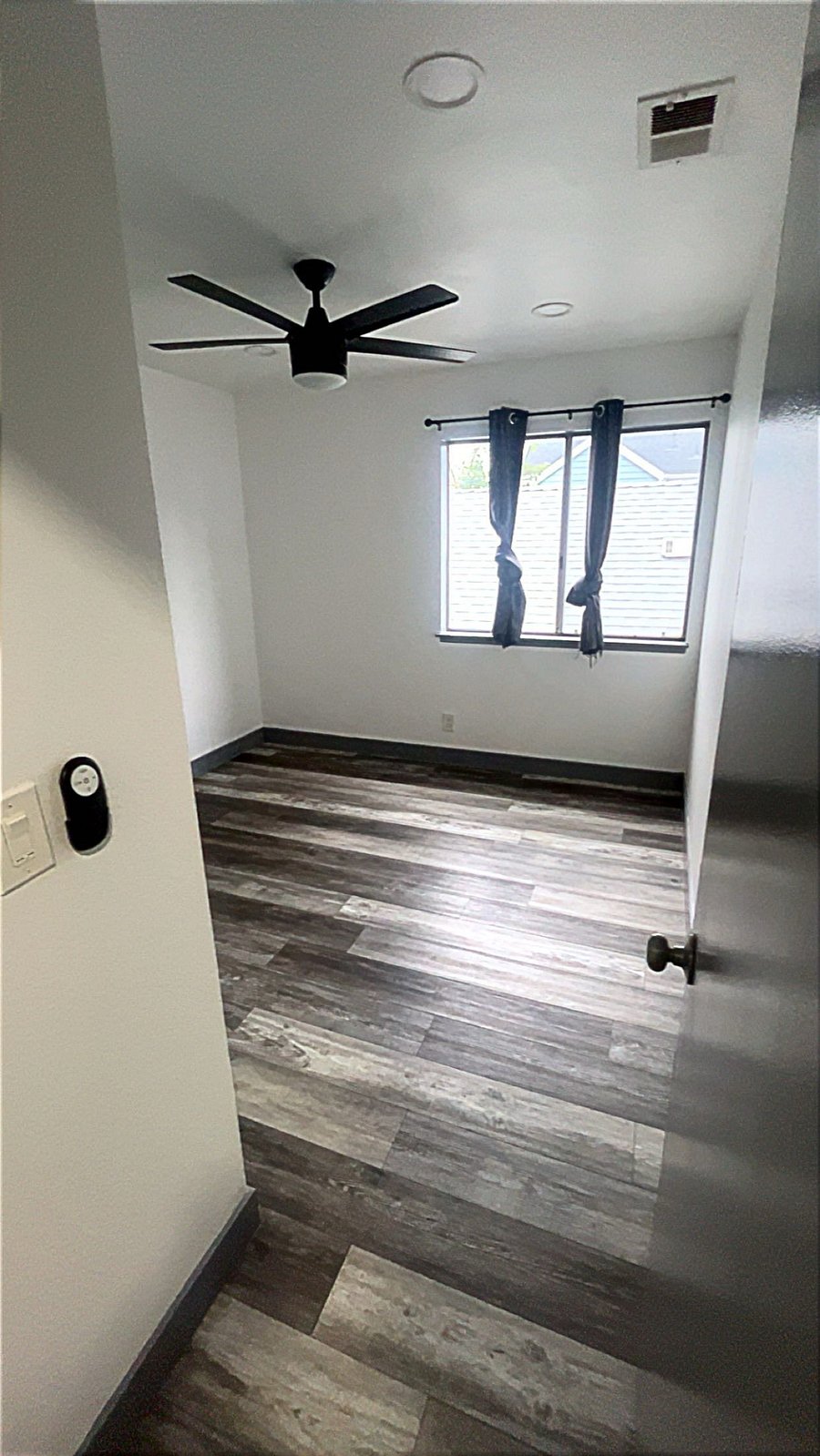 Furnished Finder property 1046012_1 photo 4