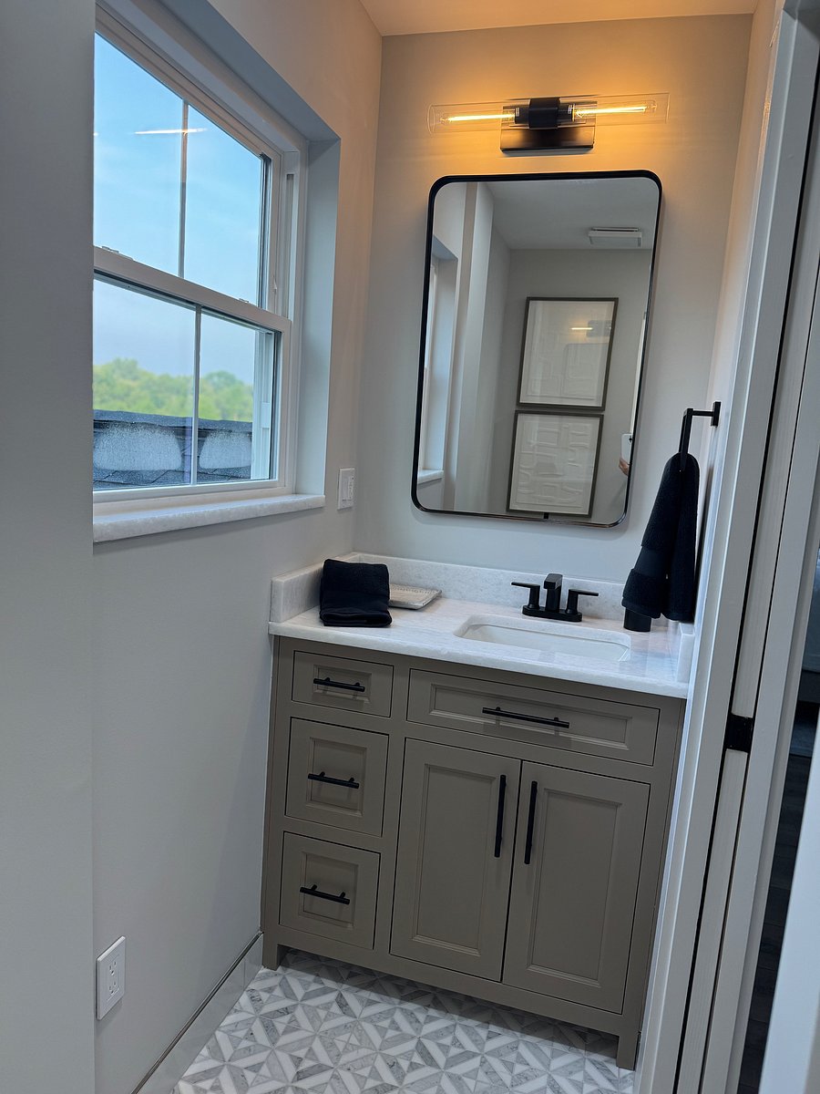 Furnished Finder property 1046023_1 photo 23