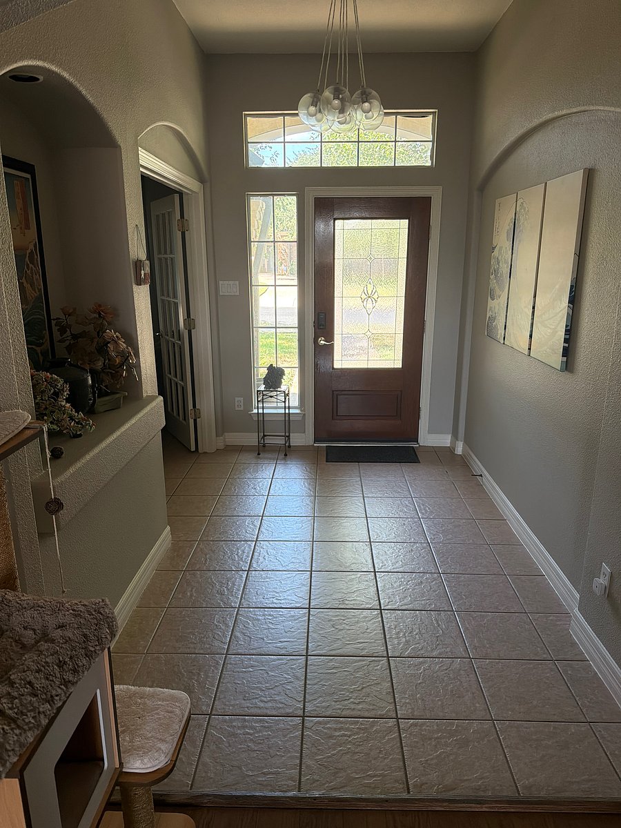 Furnished Finder property 1046026_1 photo 2