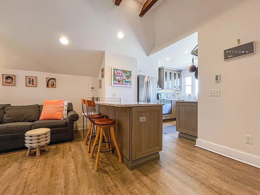 Furnished Finder property 1046047_1 photo 3